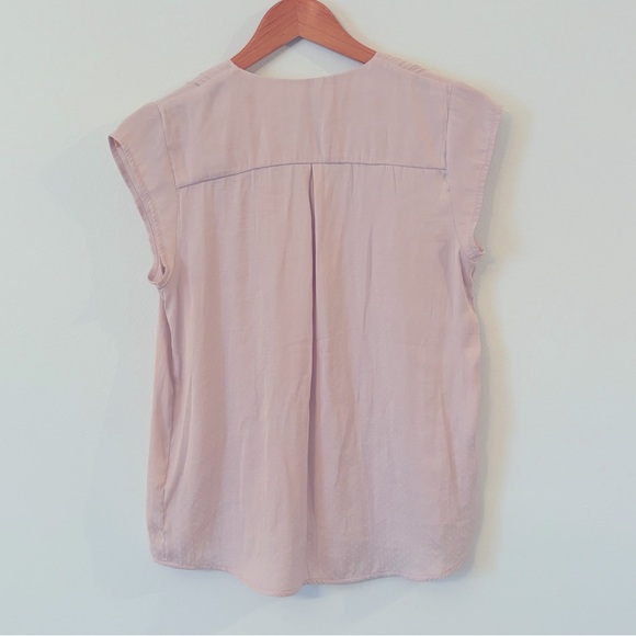 H&M Blouse - Picture 2 of 8